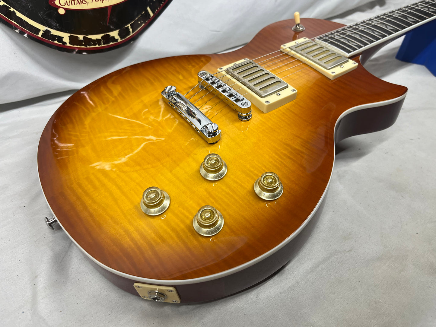 Westcreek Guitars Underdog LP-Style Singlecut Electric Guitar
