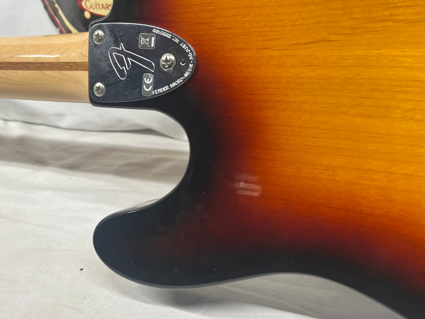 Fender Classic Series '72 Telecaster tele Custom Electric Guitar - 3-Color Sunburst