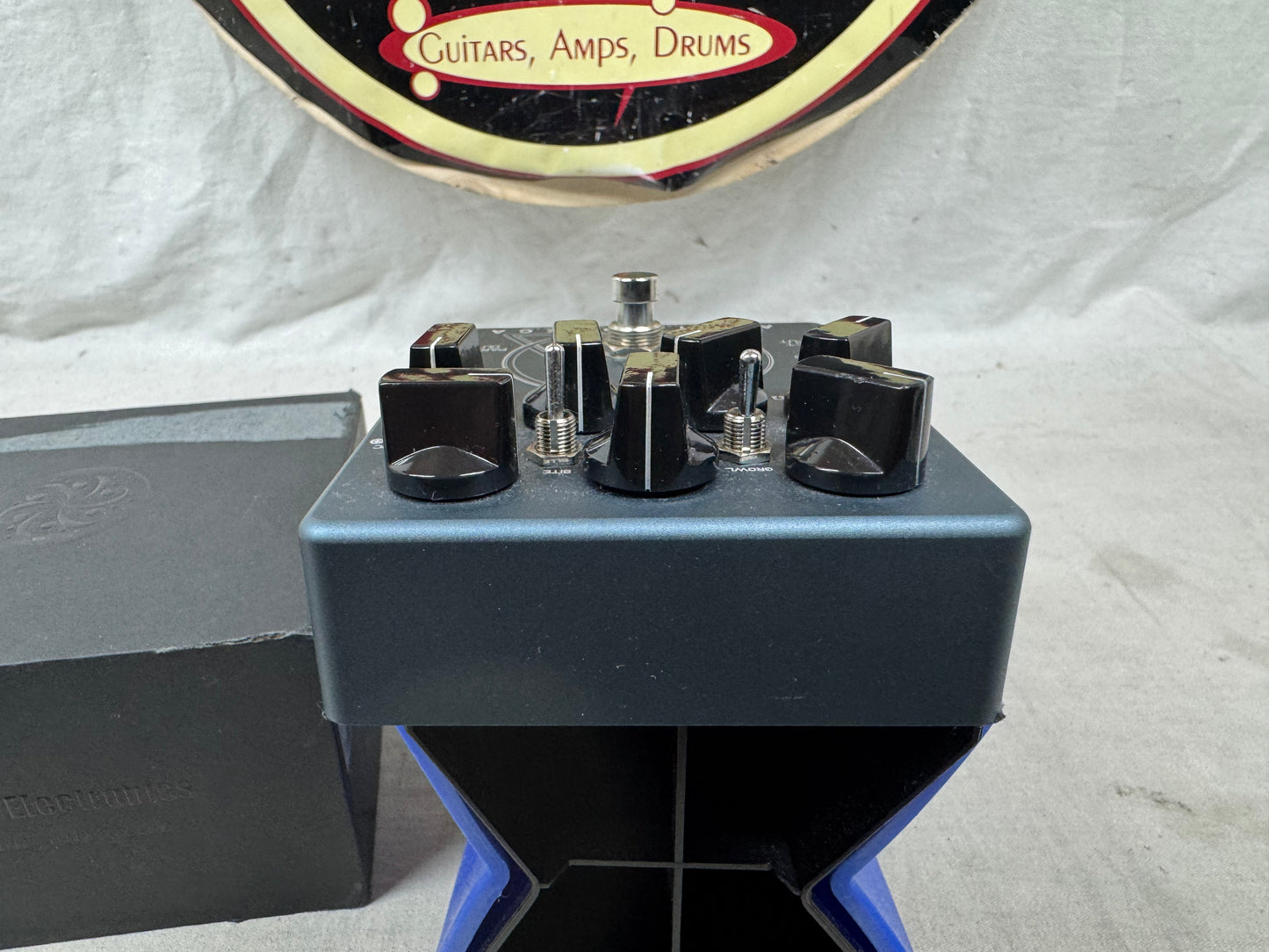 Darkglass Electronics Alpha Omega Bass Preamp Distortion Pedal with Box