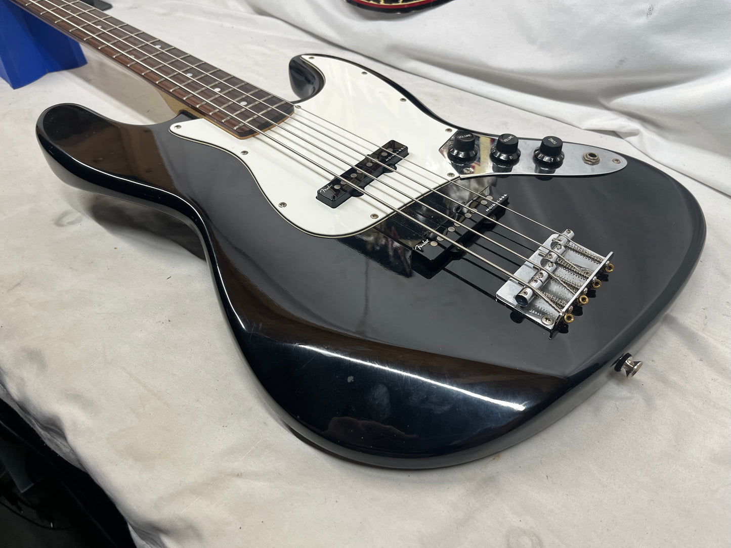 Squier 4-String Electric Jazz Bass