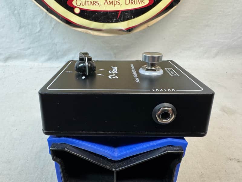 VHT D-Boost Clean Boost Pedal - Image 6