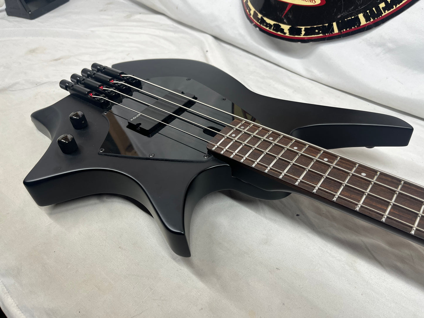 HILS Guitars NEXT HNB3 Short Scale Headless 4-string Bass 2025 - Matte Black