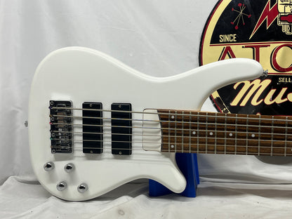 Douglas 6-String Doublecut HH Electric bass