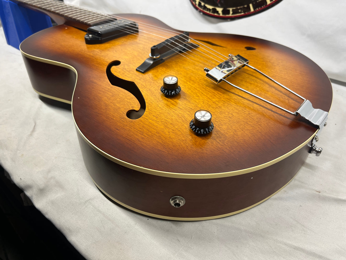 Godin 5ht Avenue Kingpin P90 Left Handed Lefty Hollow Body Electric Guitar