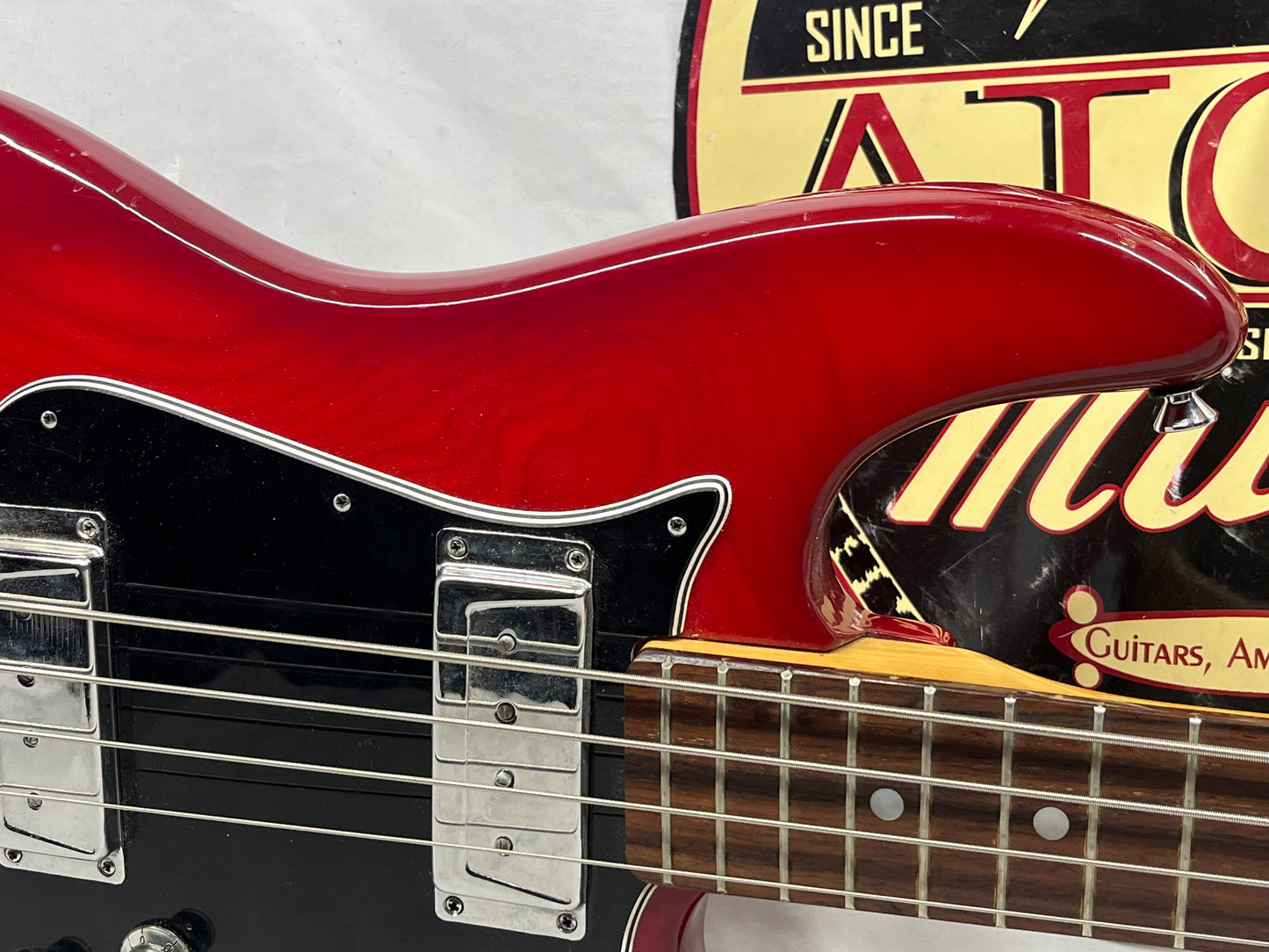 Epiphone ET-280 4-String Doublecut Electric Bass
