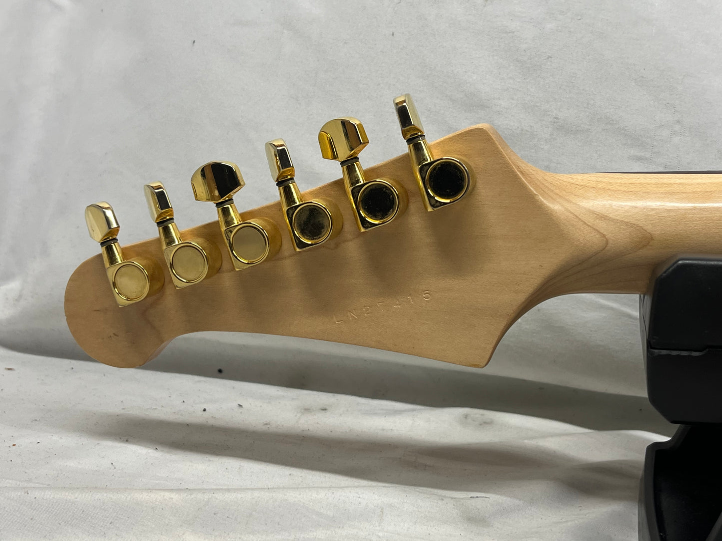 Yamaha Pacifica 302-S Singlecut Electric Guitar