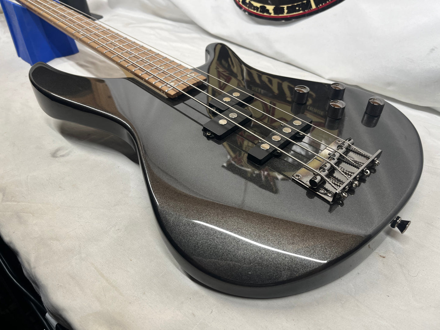 Mitchell MB200 4-String Electric Bass - Gunmetal