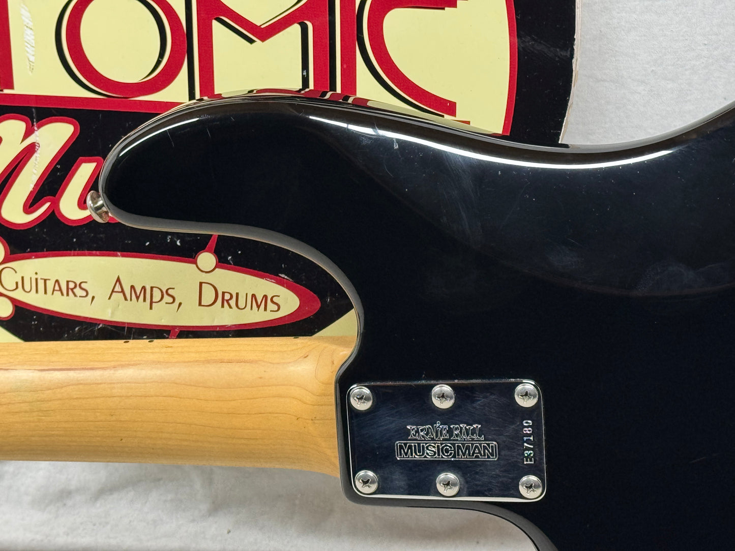 Ernie Ball Music Man Stingray sting ray 3 EQ H 3eq 4-string Bass with Case 2003 - Black / Maple neck