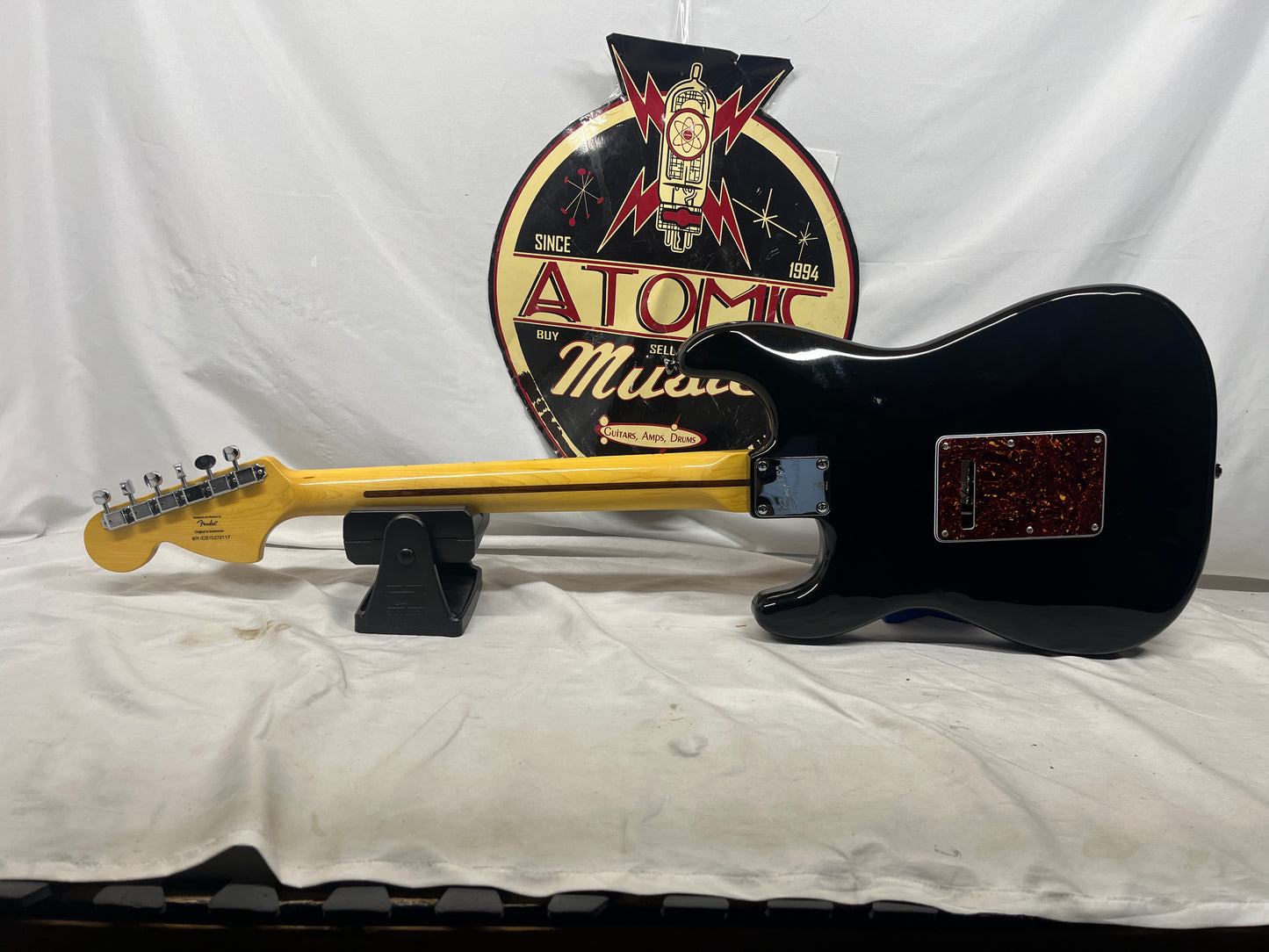 Squier Vintage Modified '70s Stratocaster Strat Electric Guitar - Black
