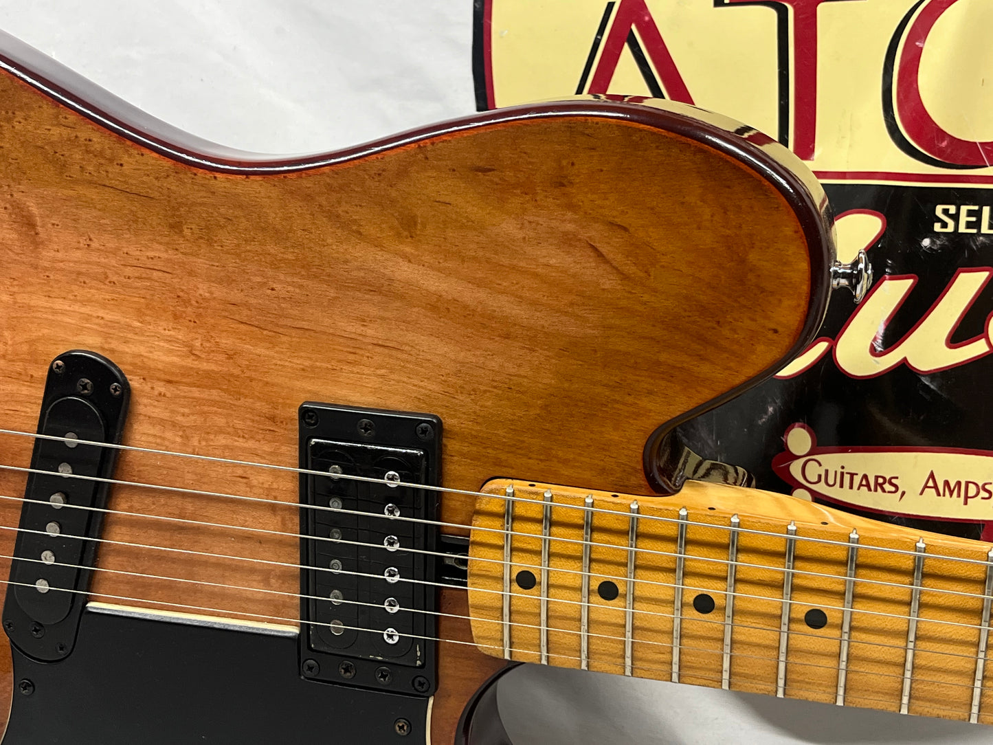Yamaha SuperJam 800 Singlecut Electric Guitar