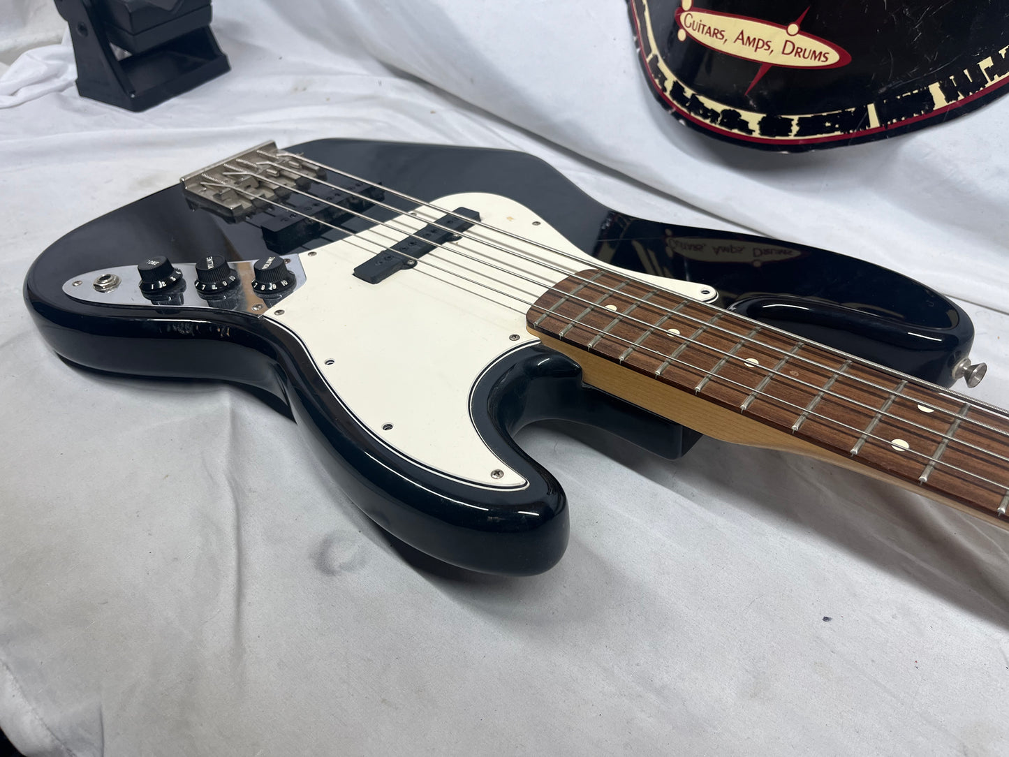 Fender 4-String Electric Jazz Bass MIM - Made in Mexico