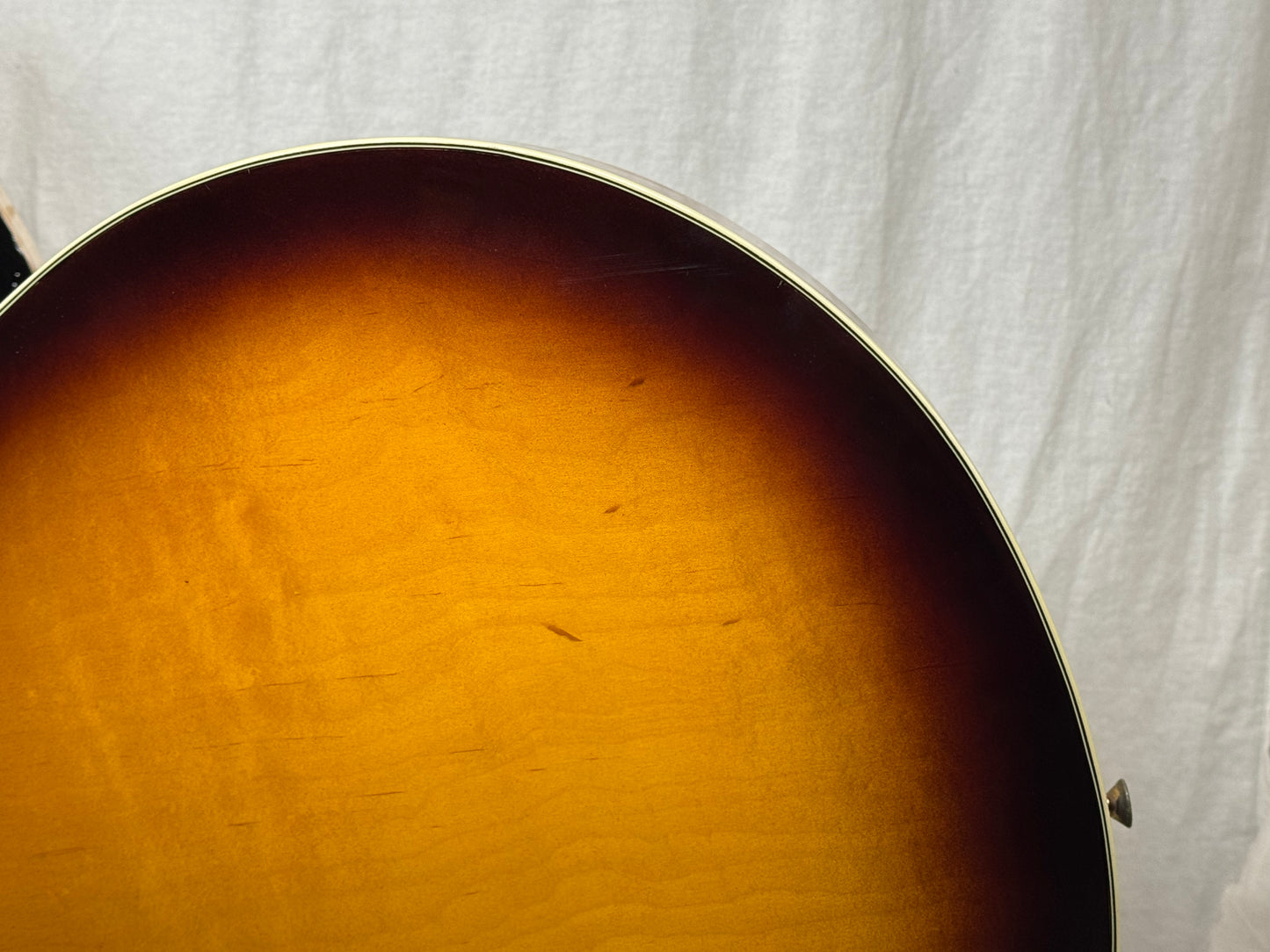 Epiphone Emperor Archtop Hollowbody Guitar with Case 1996 - Antique Sunburst