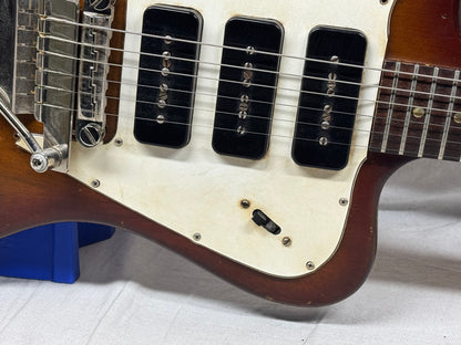Gibson Firebird III 3 Non-Reverse Guitar with Case 1968 - Sunburst