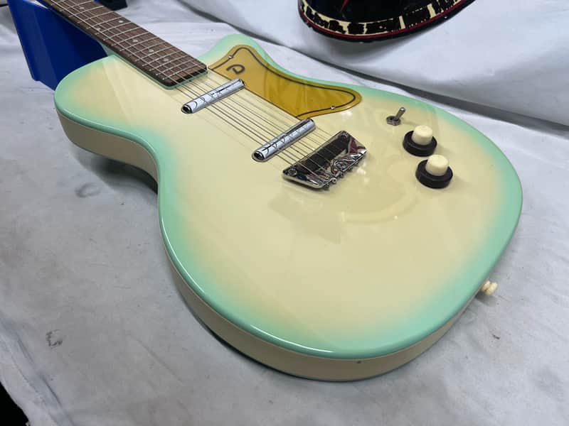 Danelectro 56-U2 Reissue Singlecut Electric Guitar - Image 19