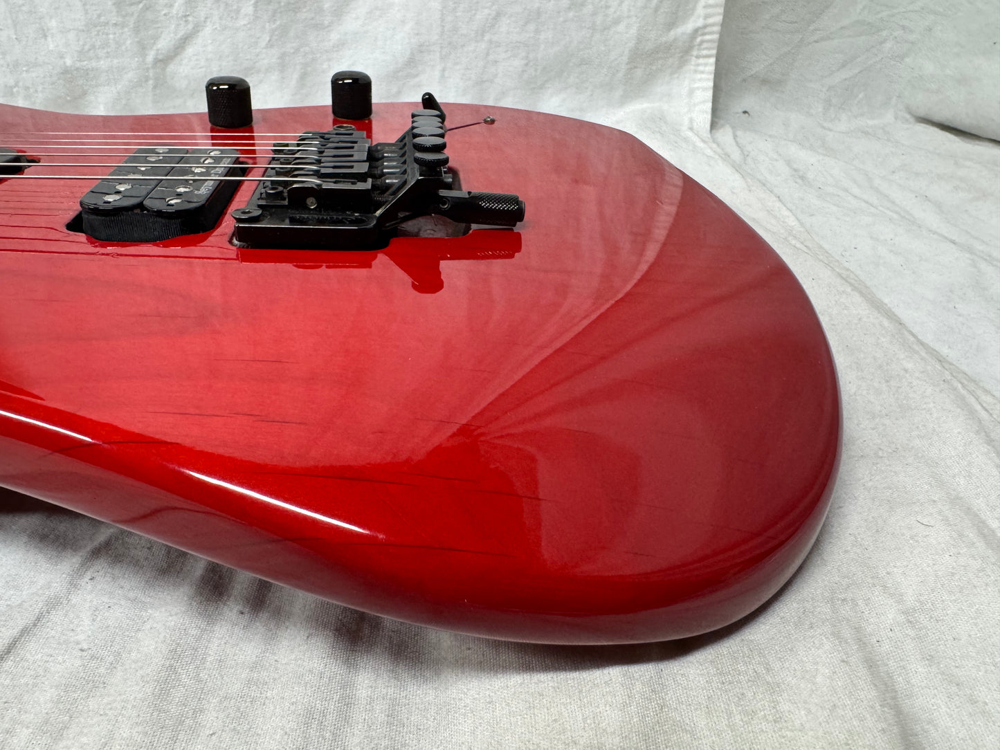 Hamer USA Diablo Guitar with Gator Case - Red