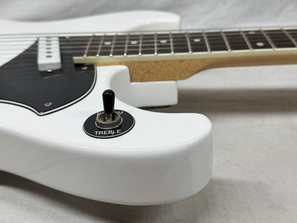 DiPinto Mach IV 4 Guitar with Case