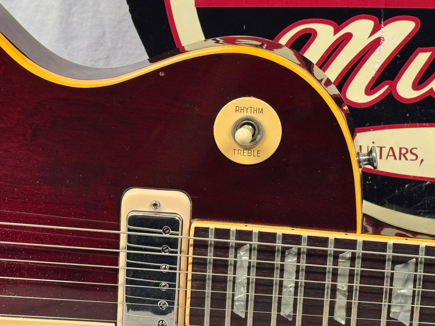 Gibson Les Paul Deluxe Guitar with Case 1978
