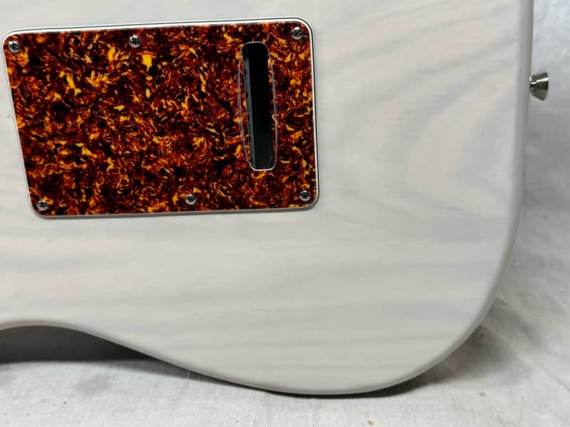 Fender American Professional II 2 Stratocaster neck on loaded FSR American Professional II 2 Thinline Semi-Hollow Body Guitar with Case - Image 17