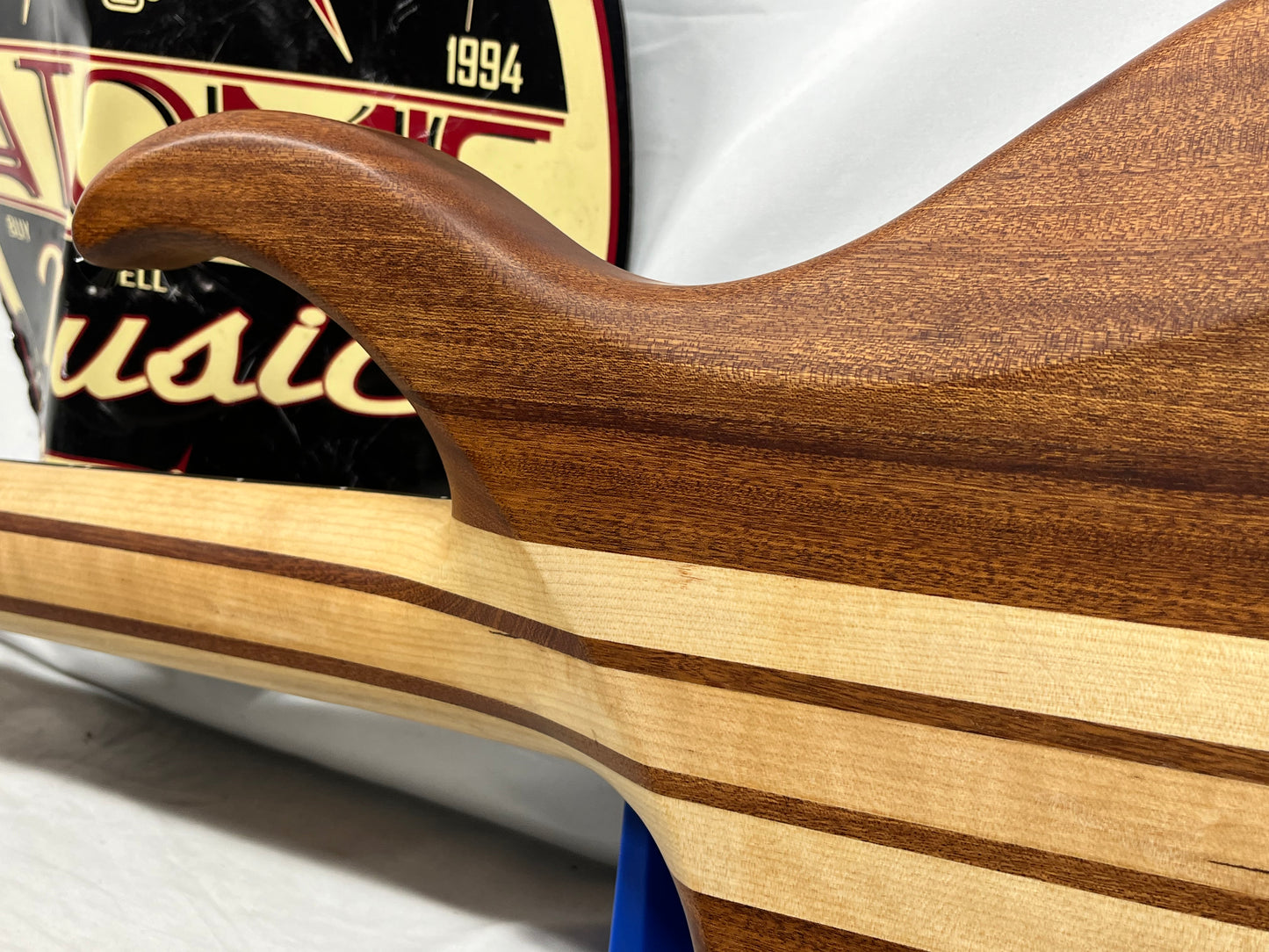 Tario Doublecut HH 5-String Electric Bass