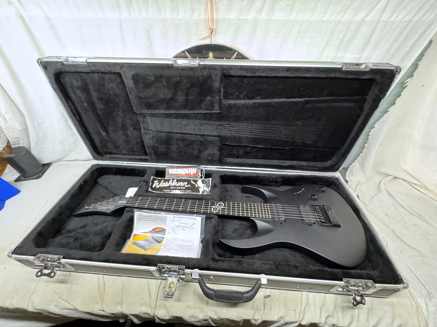 Washburn PX-SOLAR16ETC Parallaxe Ola Englund Solar 16ETC Guitar with Case 2016 - Black