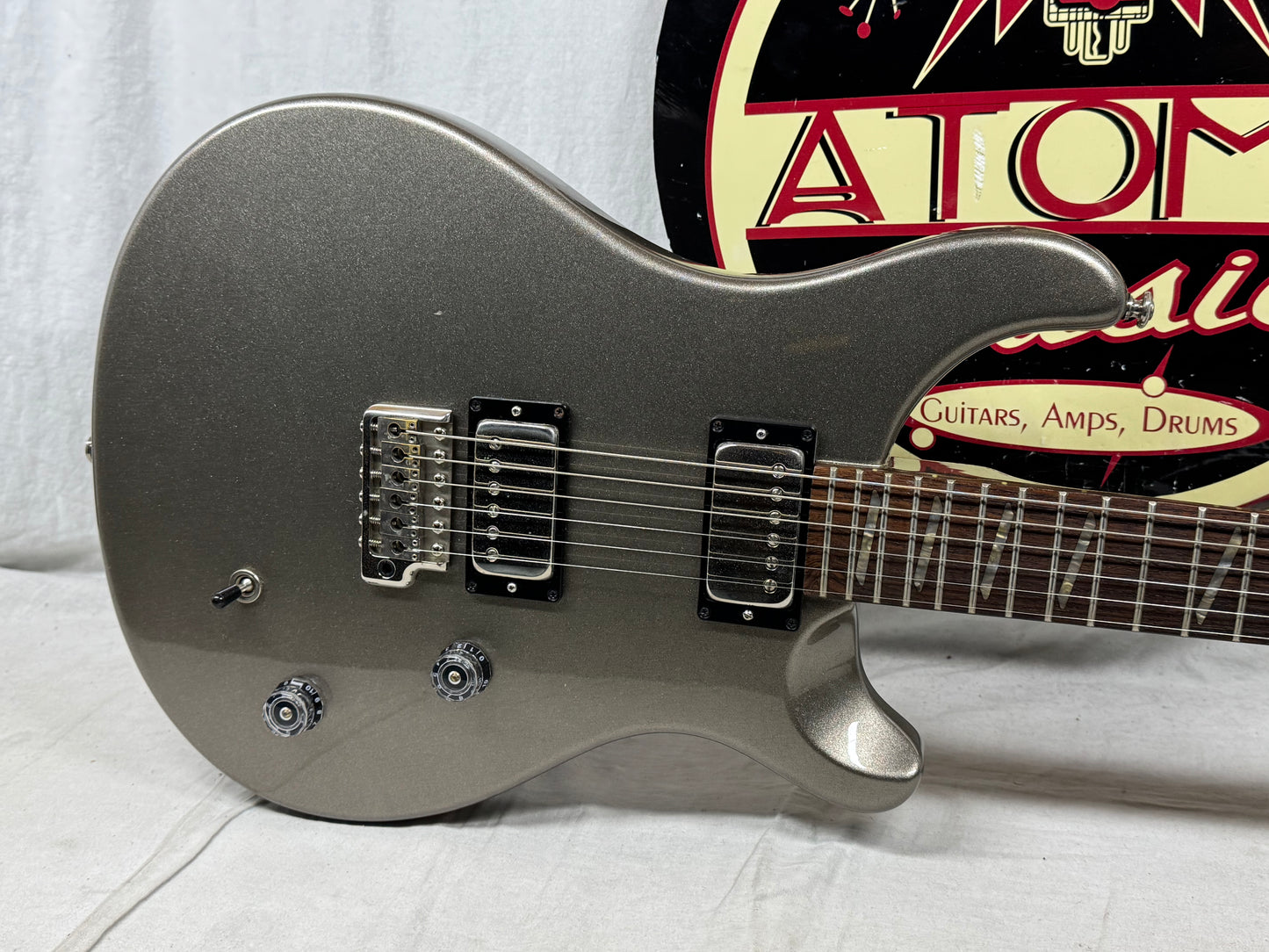 PRS Paul Reed Smith SE Santana Guitar - upgraded bridge and pickups 2001