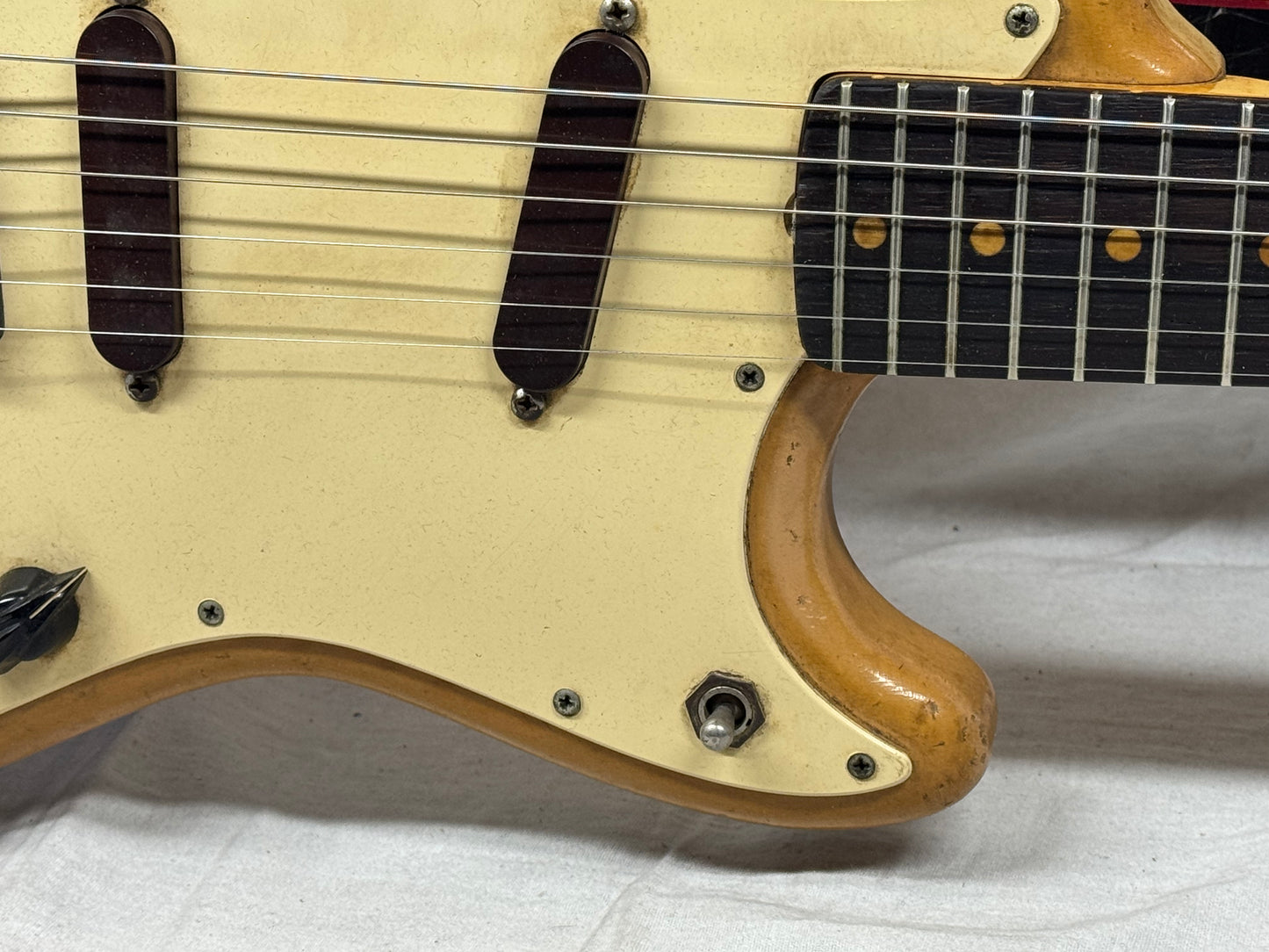 Fender USA Duo-Sonic Guitar with Case 1960s