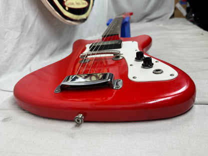 Supro Colt 22" Short Scale Guitar Vintage - Red (appears to be re-finished)