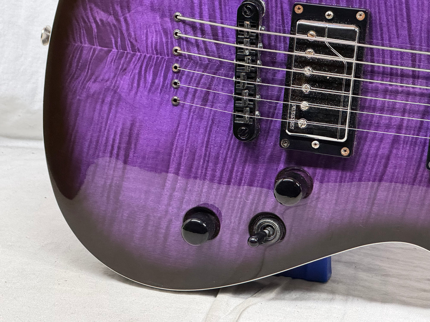 ESP LTD Deluxe H3-1000 h31000 Horizon Guitar - signed by George Lynch 2018