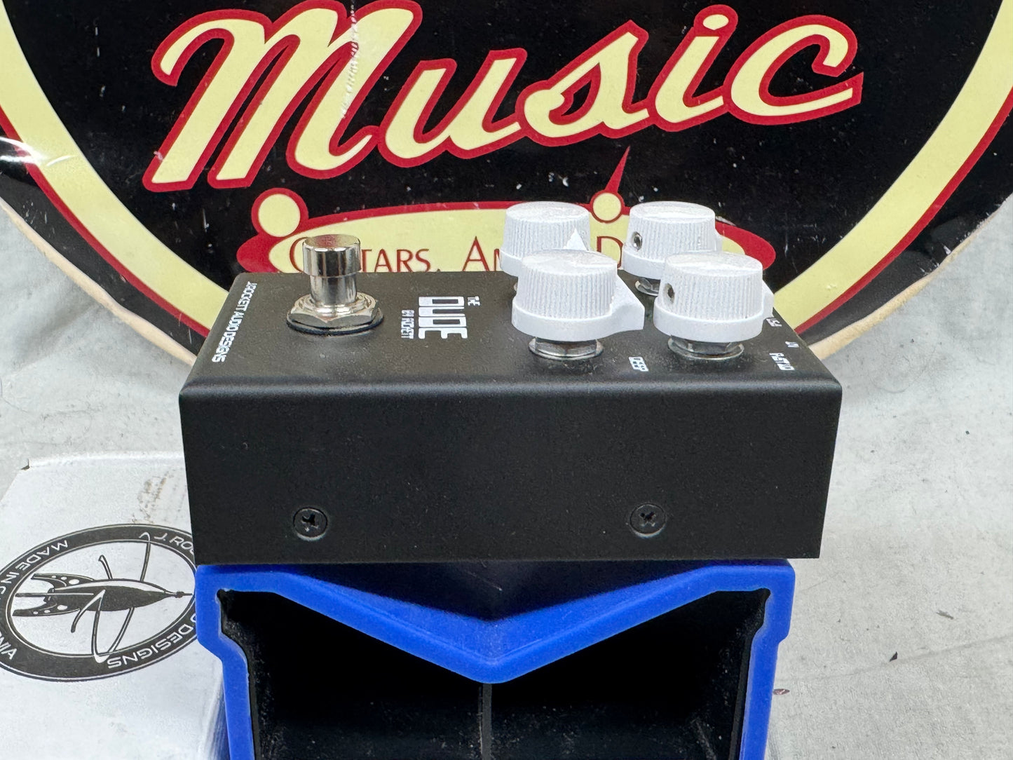 J. Rockett Audio Designs The Dude v2 Overdrive Pedal with Box
