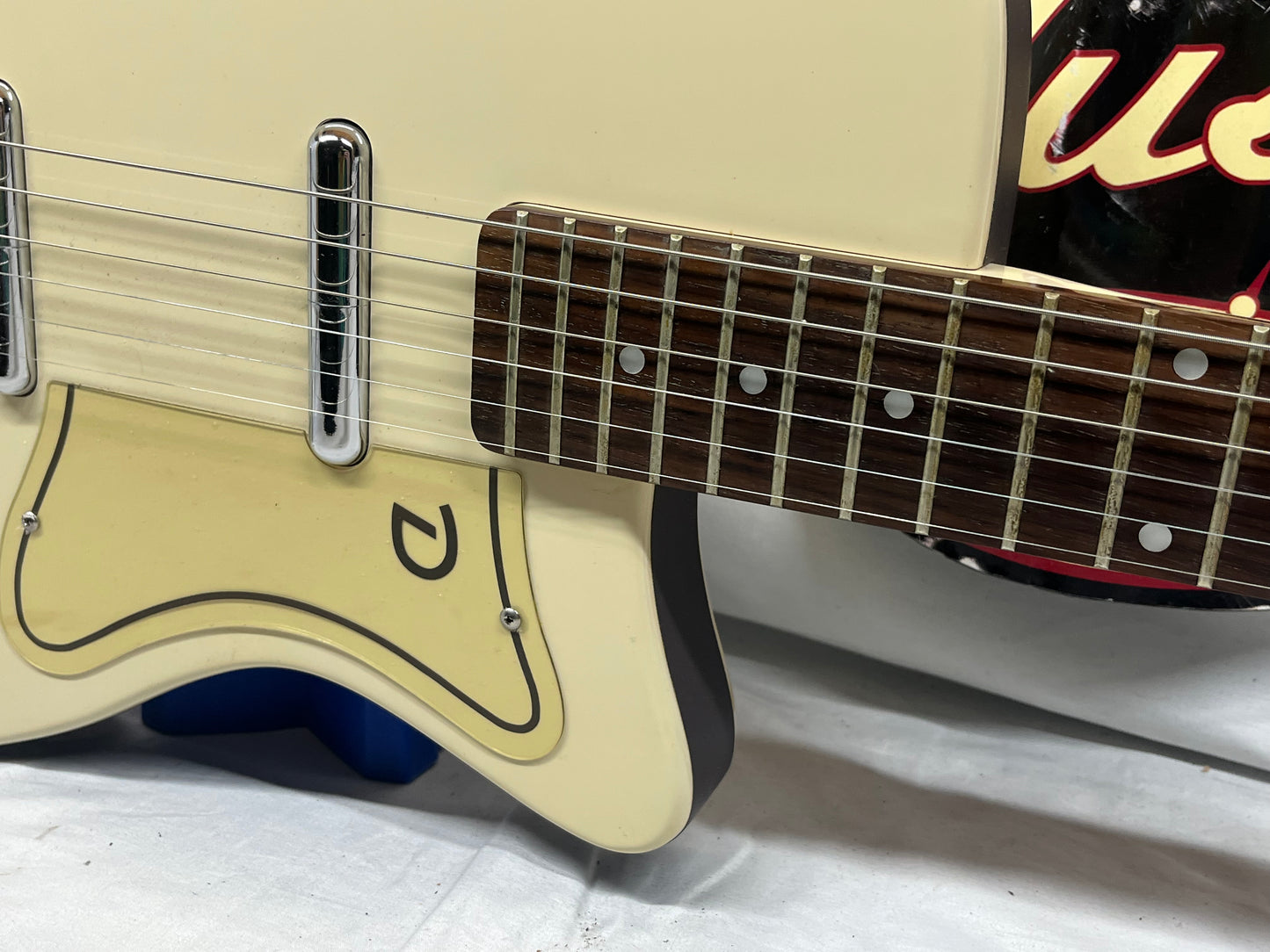 Danelectro 56-U2 Reissue Singlecut Electric Guitar with Hard Case