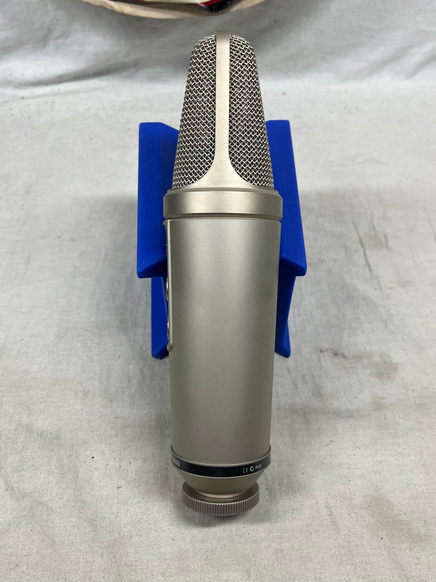 RODE NT2000 Multi-Pattern Condenser Microphone with Case and Shock Mount