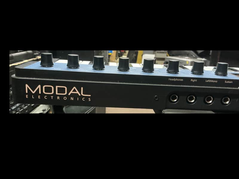 Modal Electronics Cobalt 5S 5 Voice Extended VA Synthesizer Keyboard - Image 4
