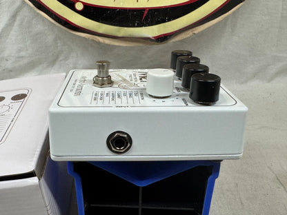 Electro-Harmonix Mel9 mel 9 Tape Replay Machine Guitar Synthesizer Pedal with Box
