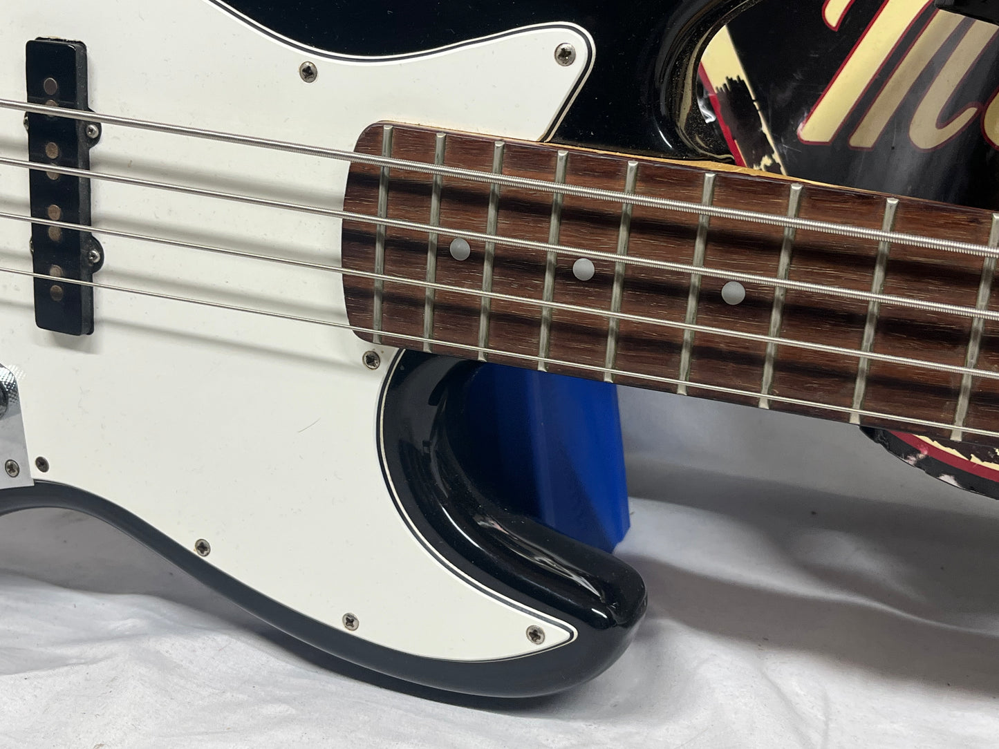 Squier 4-String Electric Jazz Bass
