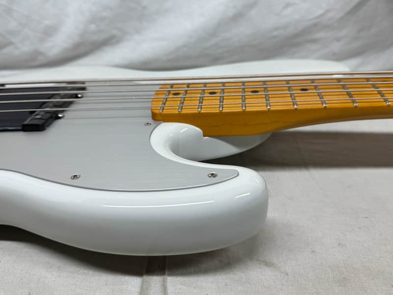Fender American Ultra II 2 Jazz Bass V 5-string J-Bass - Image 16