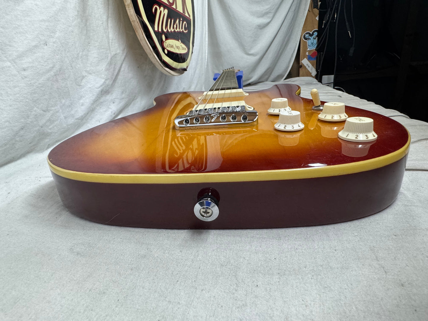 Fender USA Elite Telecaster Guitar with Case 1983 - Sienna Sunburst / Rosewood fingerboard