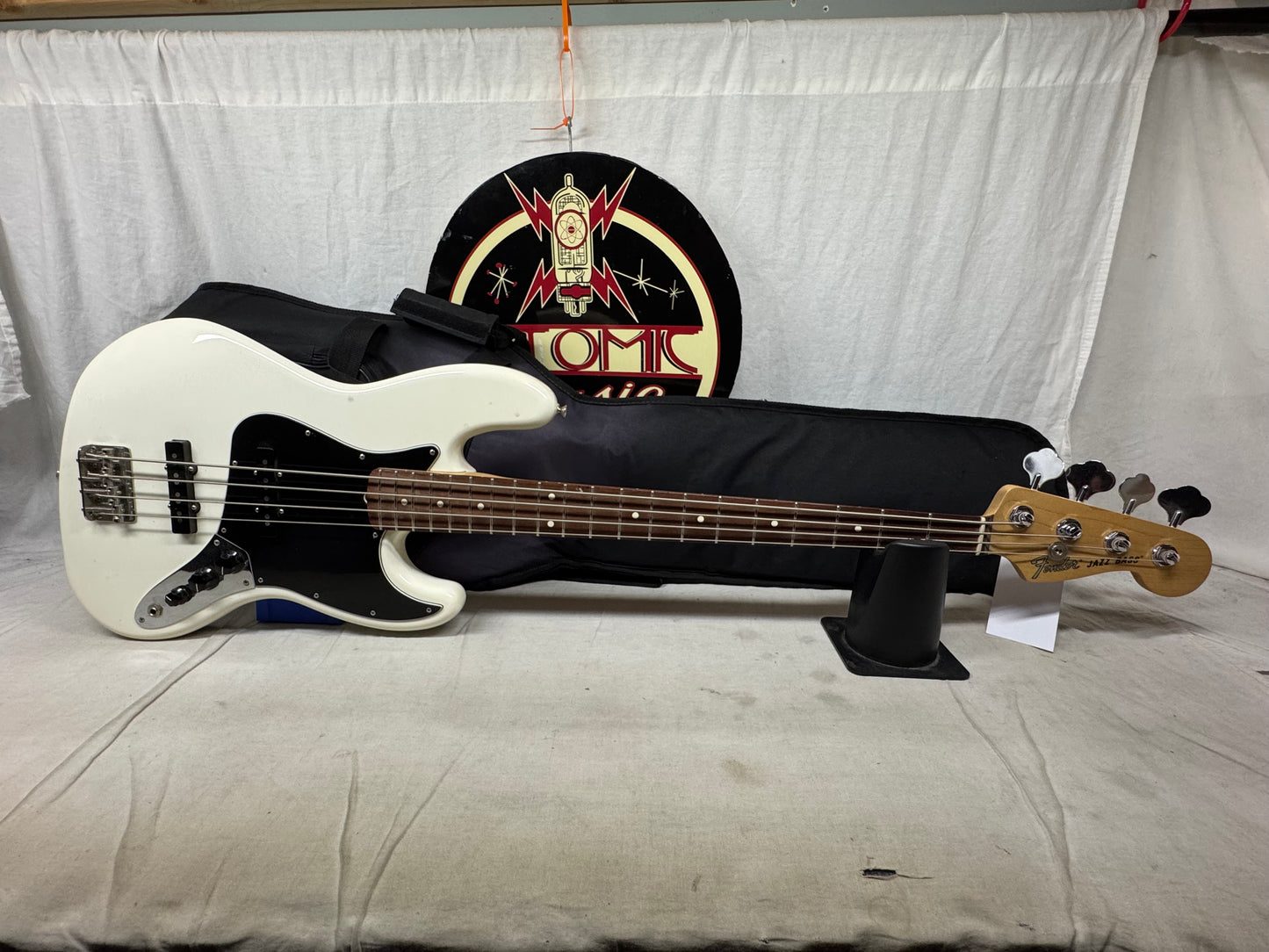 Fender American Performer Jazz Bass 4-string J-Bass with Gig Bag 2019 - Arctic White / Rosewood fingerboard