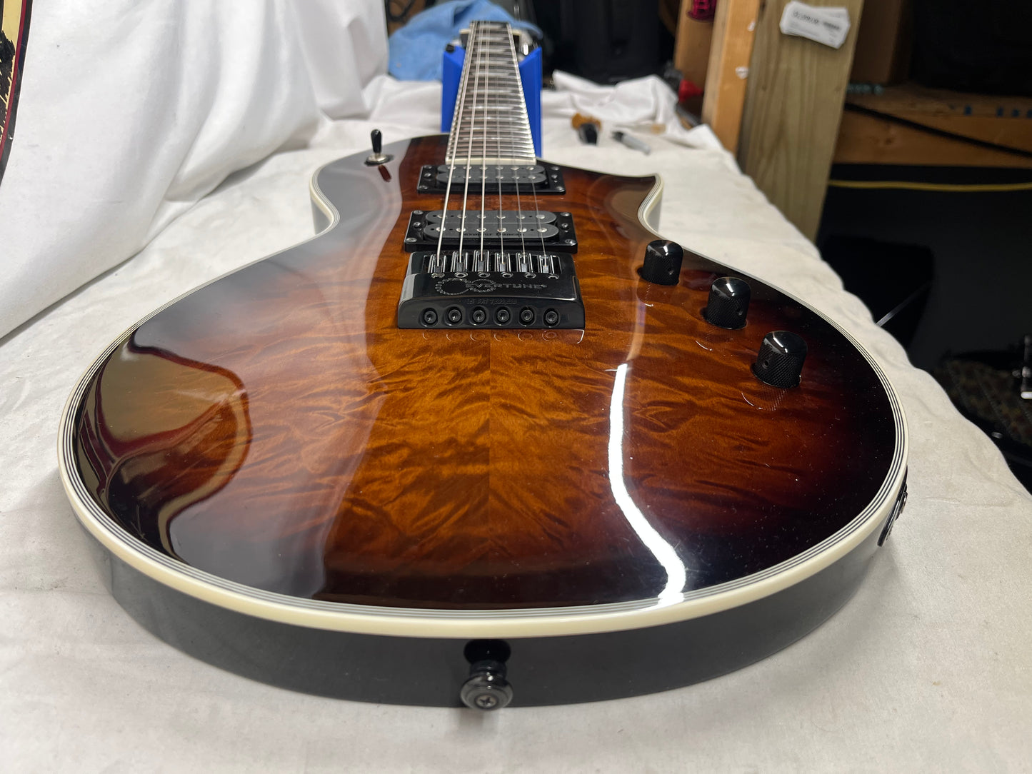 ESP LTD EC-1000 Deluxe Evertune Singlecut HH Electric Guitar
