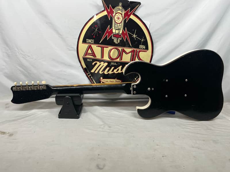 Silvertone Model 1448 Doublecut Electric Guitar - Image 8