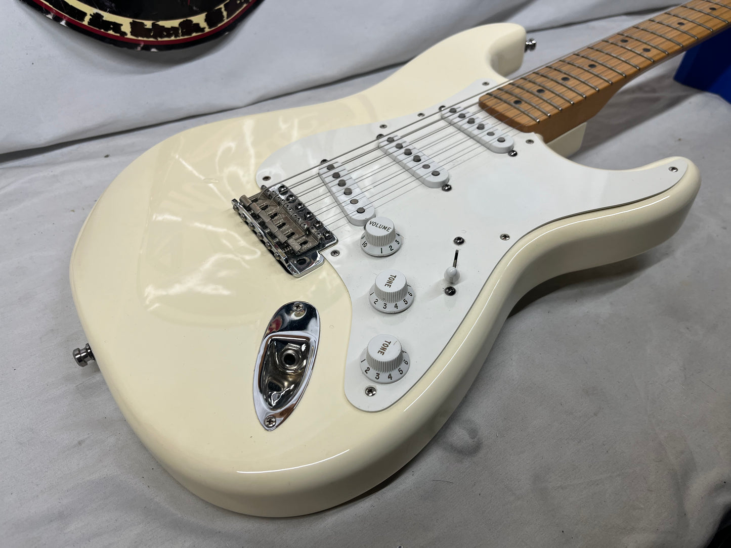 Fender Jimmie-Vaughn Tex-Mex Stratocaster Strat Electric Guitar MIM - Made in Mexico - Olympic White