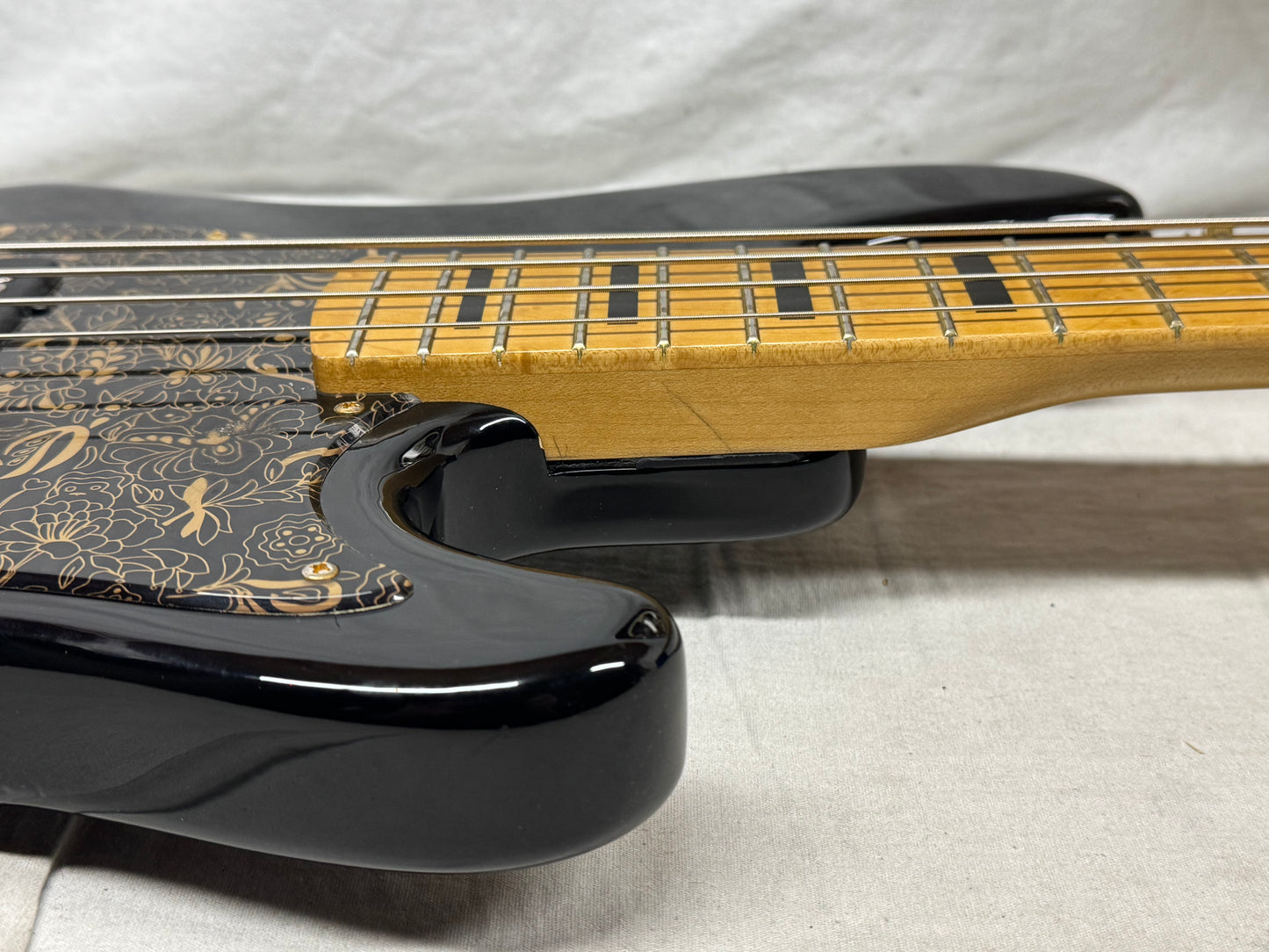 Sandberg California Ida Nielsen Signature 4-string Bass - Soft Aged Black / Birdseye Maple neck