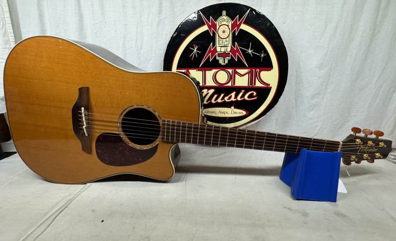 Takamine TAN15C Electric-Acoustic Guitar with Case - MIJ Made In Japan - Image 2