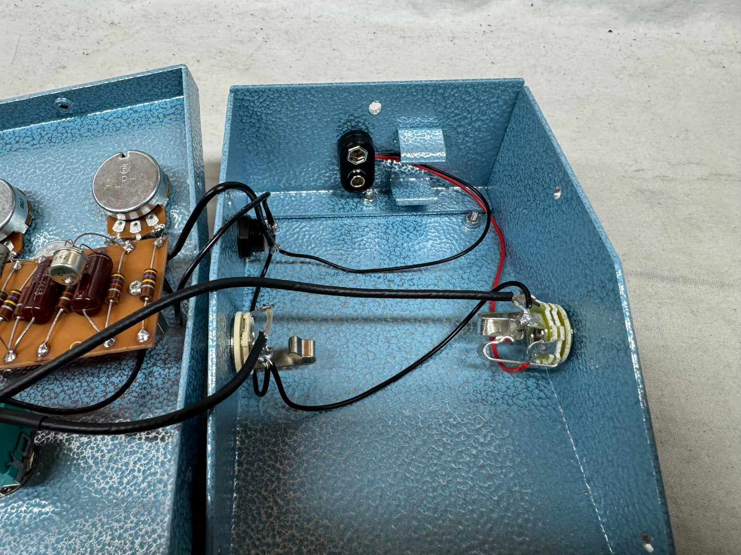 Analog Noir Effects 1965 Hornby Skewes Zonk Machine in hammered blue wedge enclosure Fuzz Pedal - Limited Edition - 1 of 4