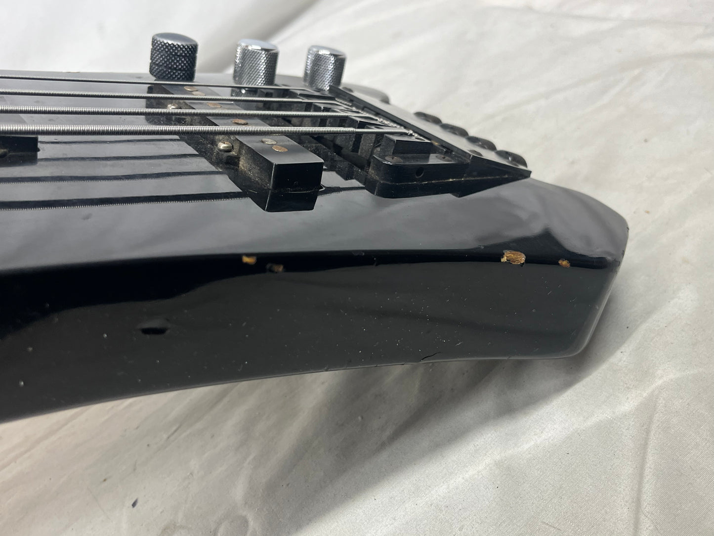 Mach 1 Steinberger-Licensed Headless 4-String Electric Bass