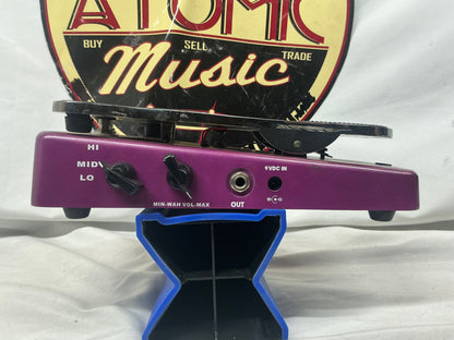 Snarling Dogs Bootzilla Bootsy Collins Signature Bass Wah Fuzz Pedal