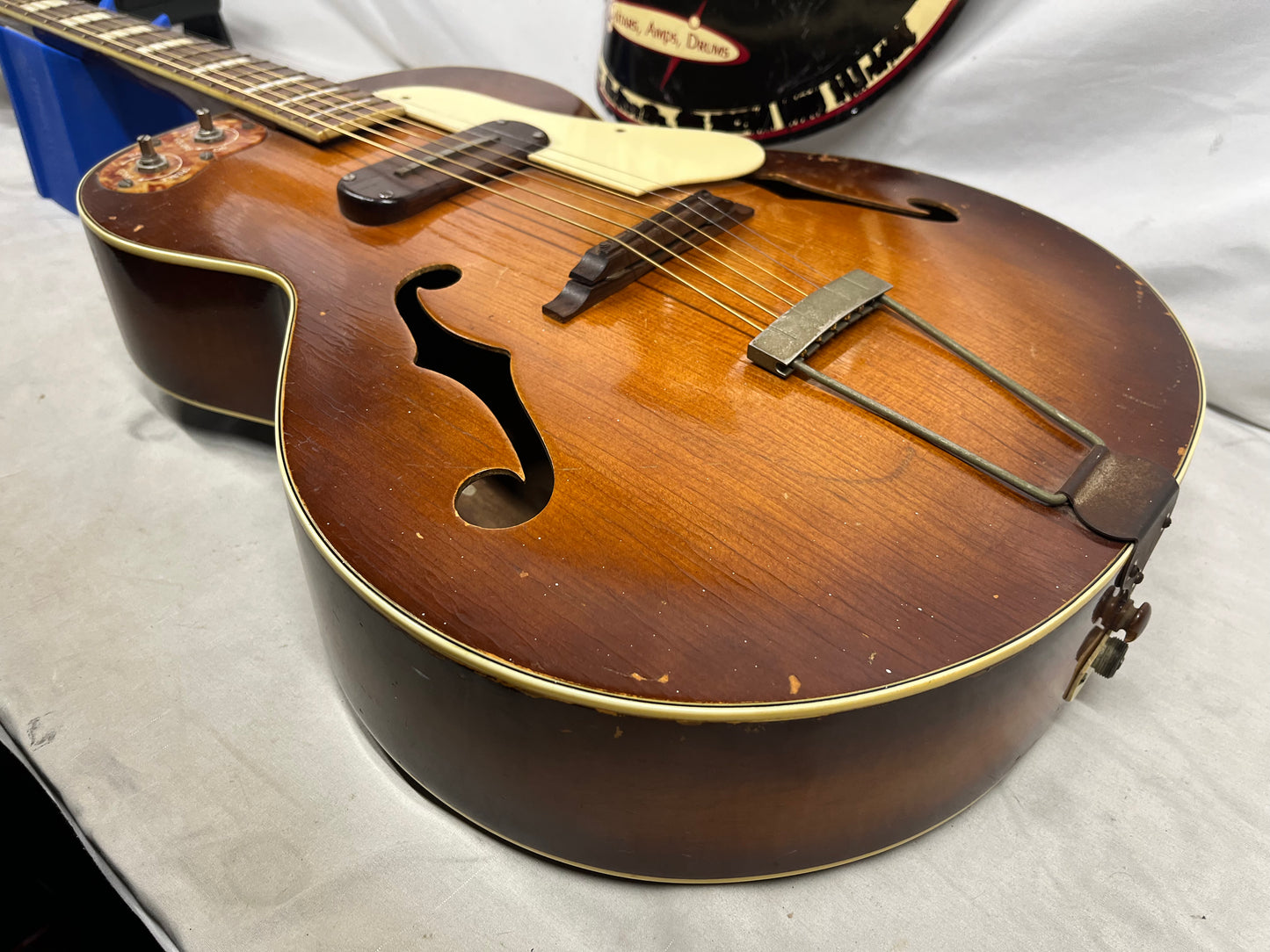 Kay Vintage Sherwood Deluxe Archtop Hollow Body Electric Guitar