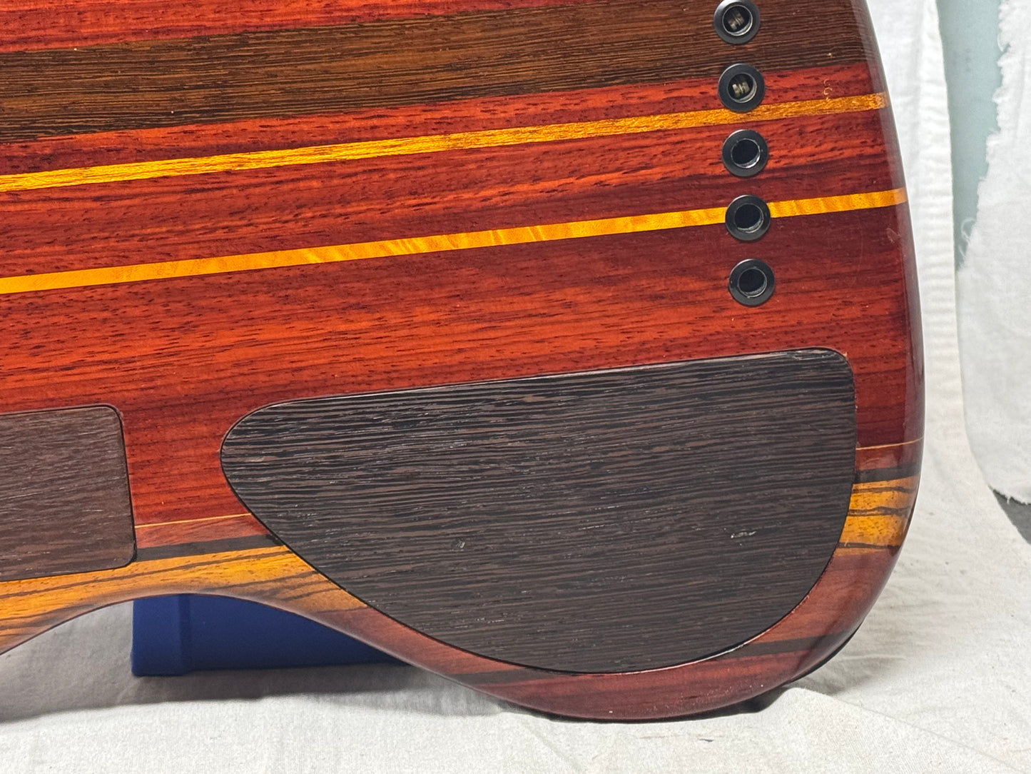 Devon J5 j-5 Modern 22 5-string Bass