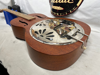 Gretsch G9200 Boxcar Round-Neck Acoustic Resonator Guitar