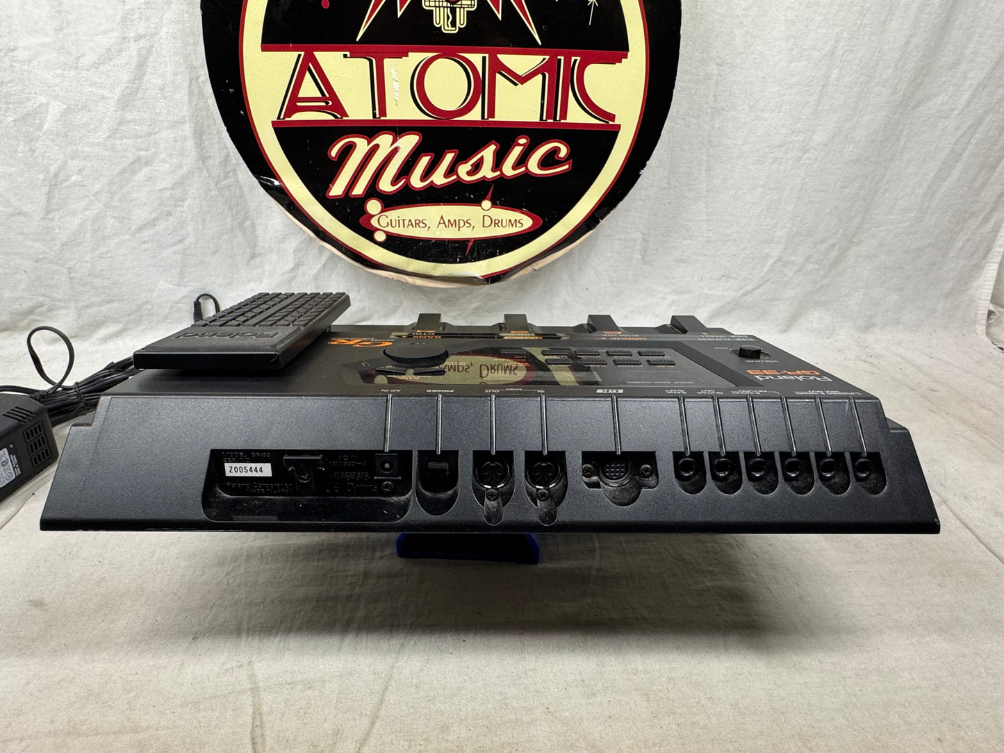 Roland GR-33 gr33 Guitar Synthesizer Pedal with Power Supply