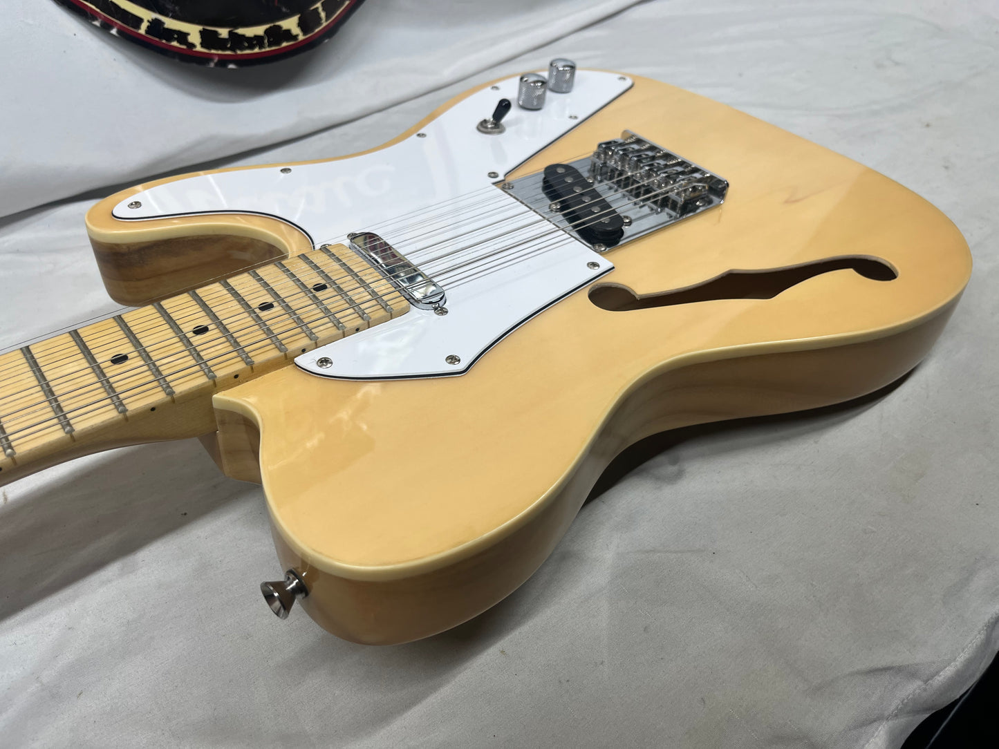 Cozart 12-String Semi-Hollow Body Singlecut Electric Guitar